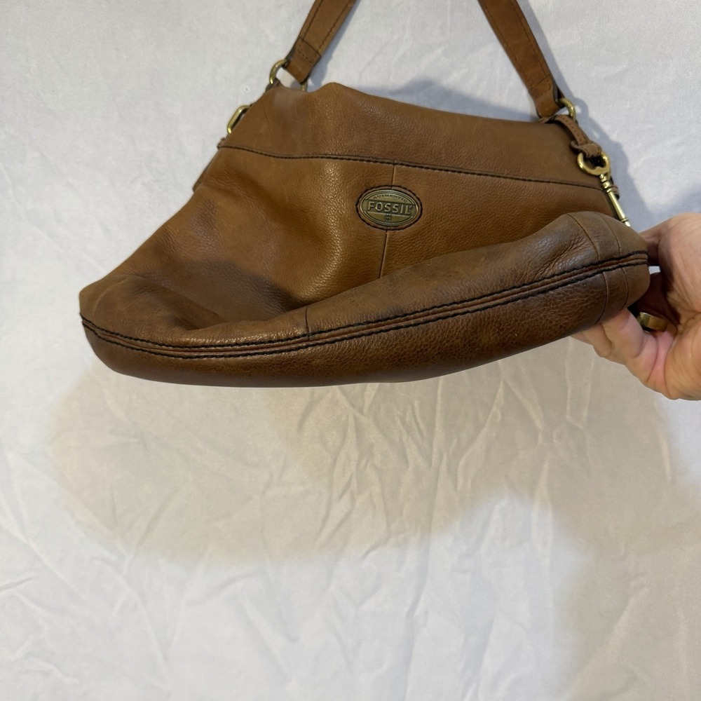 vintage fossil explorer crossbody Bag Leather Tan Zippers Brass Hardware - Picture 10 of 16